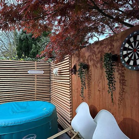 1 Bedroom Apartment With Hot Tub In Cardiff Exteriör bild